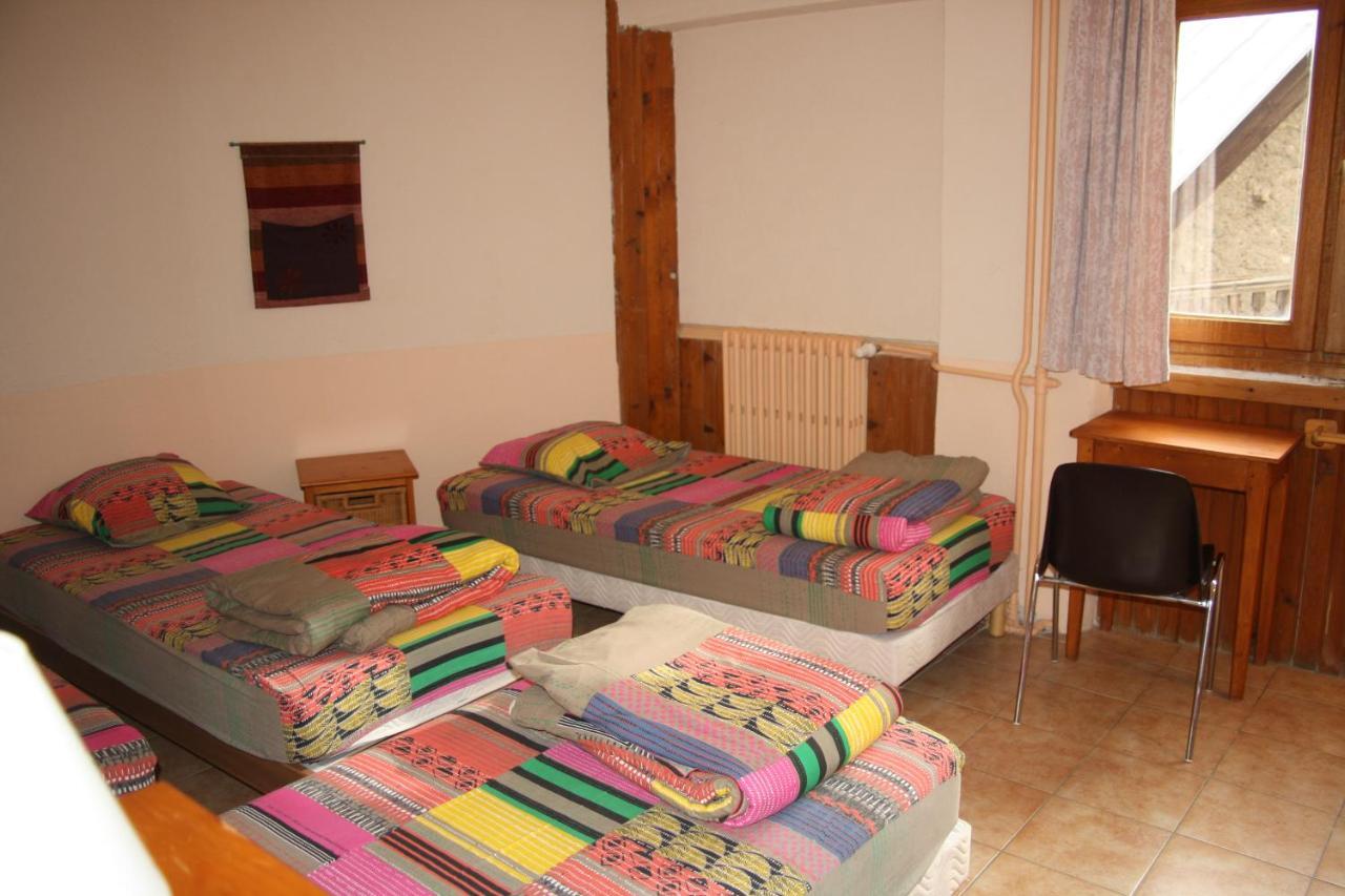 Le Les Melezes Hotel *